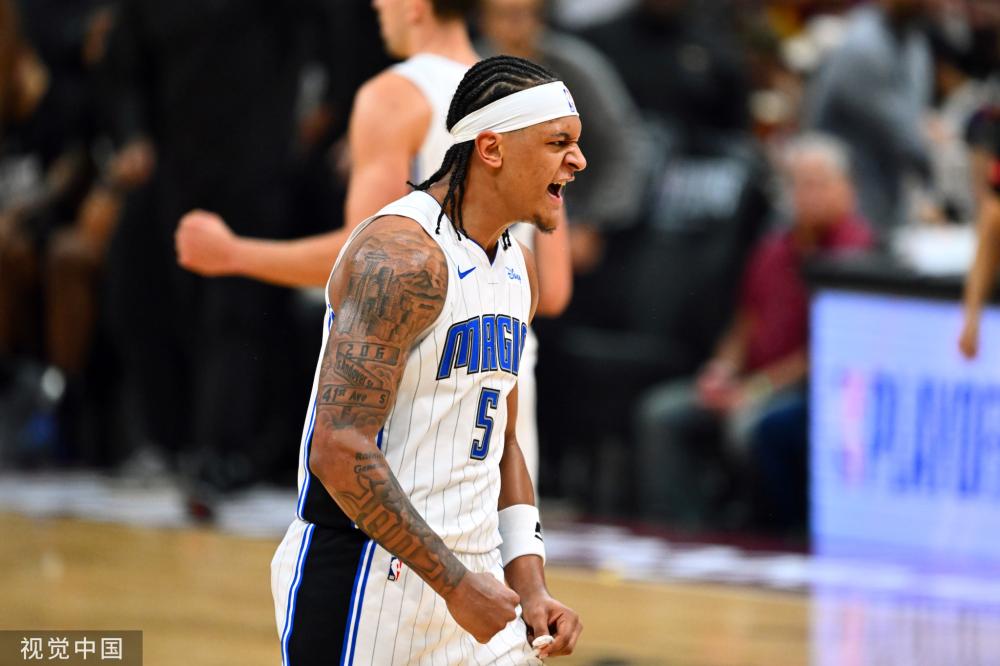 了更多故事 了更多故事