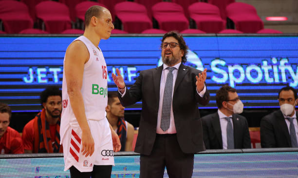 助球队更好 助球队更好