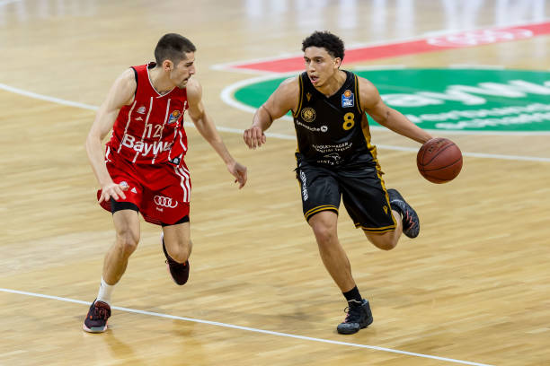 力都面临挑 力都面临挑